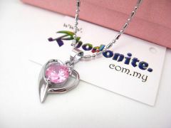 Heart shape crystal pendant with Necklace